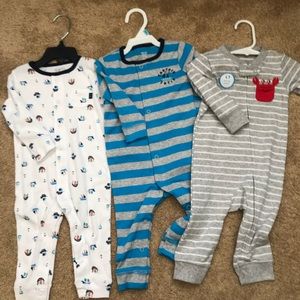 🚫sold 🚫 Carter’s sleep and play outfits 6 months